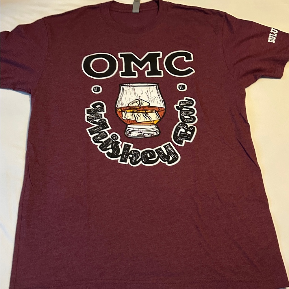 NWOT Women’s Maroon Whiskey Bar Graphic T-Shirt Size Small